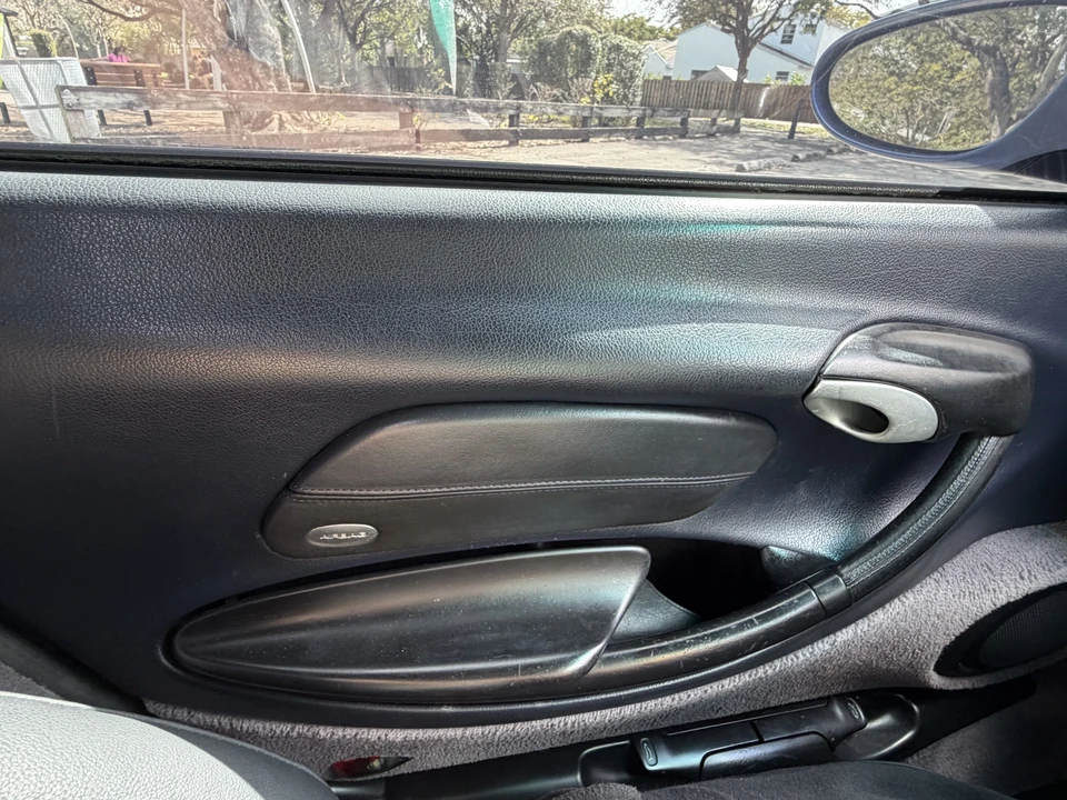 2000 Porsche 986 Boxster - Image 26 of 31