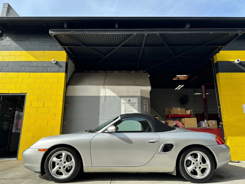 2000 Porsche 986 Boxster - Image 12 of 18