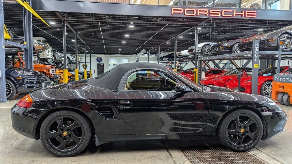 2000 Porsche 986 Boxster - Image 8 of 23
