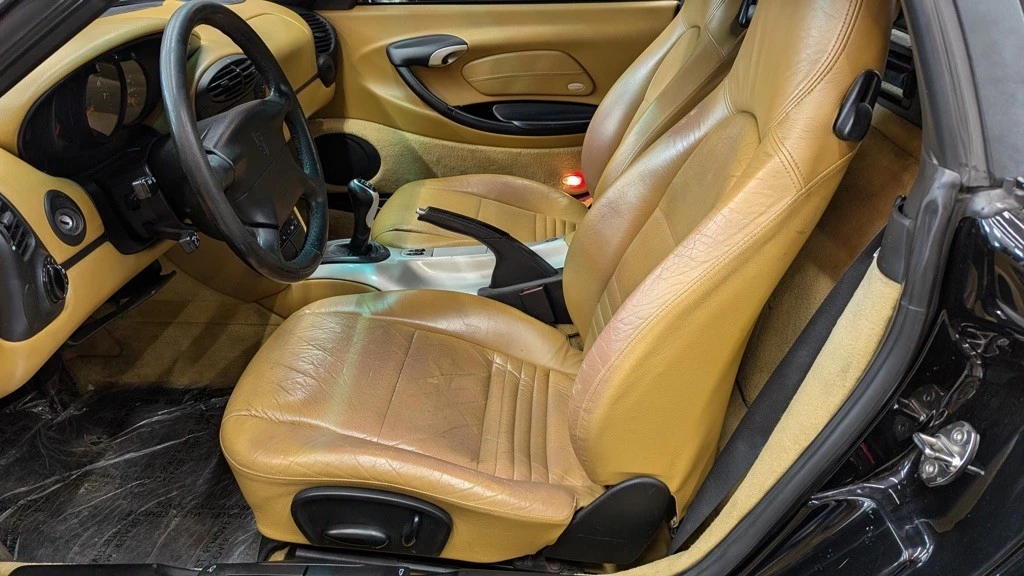 2000 Porsche 986 Boxster - Image 9 of 23