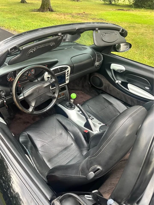 2000 Porsche 986 Boxster - Image 9 of 15