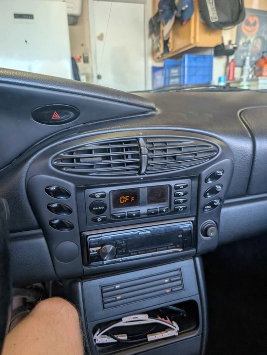 2000 Porsche 986 Boxster - Image 11 of 13
