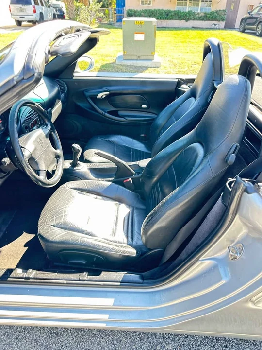 2000 Porsche 986 Boxster - Image 11 of 19