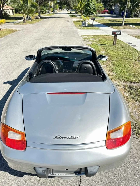 2000 Porsche 986 Boxster - Image 9 of 19