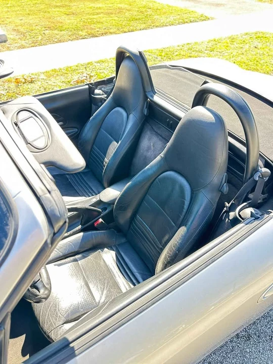 2000 Porsche 986 Boxster - Image 13 of 19