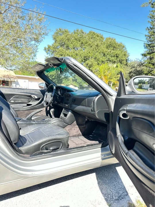 2000 Porsche 986 Boxster - Image 14 of 16