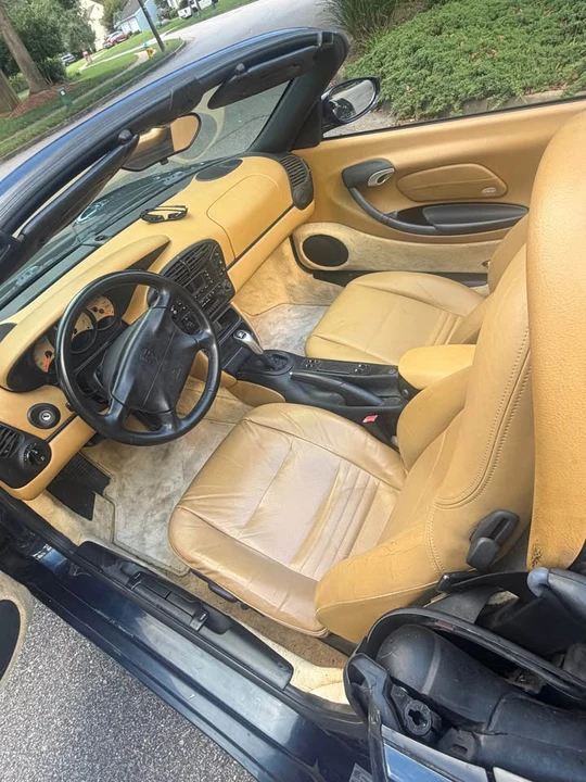2000 Porsche 986 Boxster - Image 9 of 19