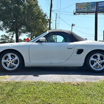 2000 Porsche Boxster Cabriolet 2D