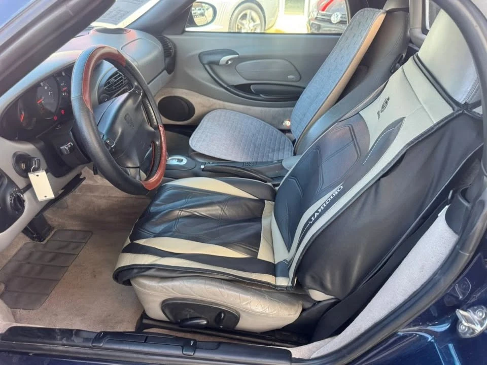2000 Porsche 986 Boxster - Image 9 of 18