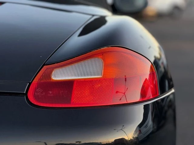 2000 Porsche 986 Boxster - Image 9 of 12