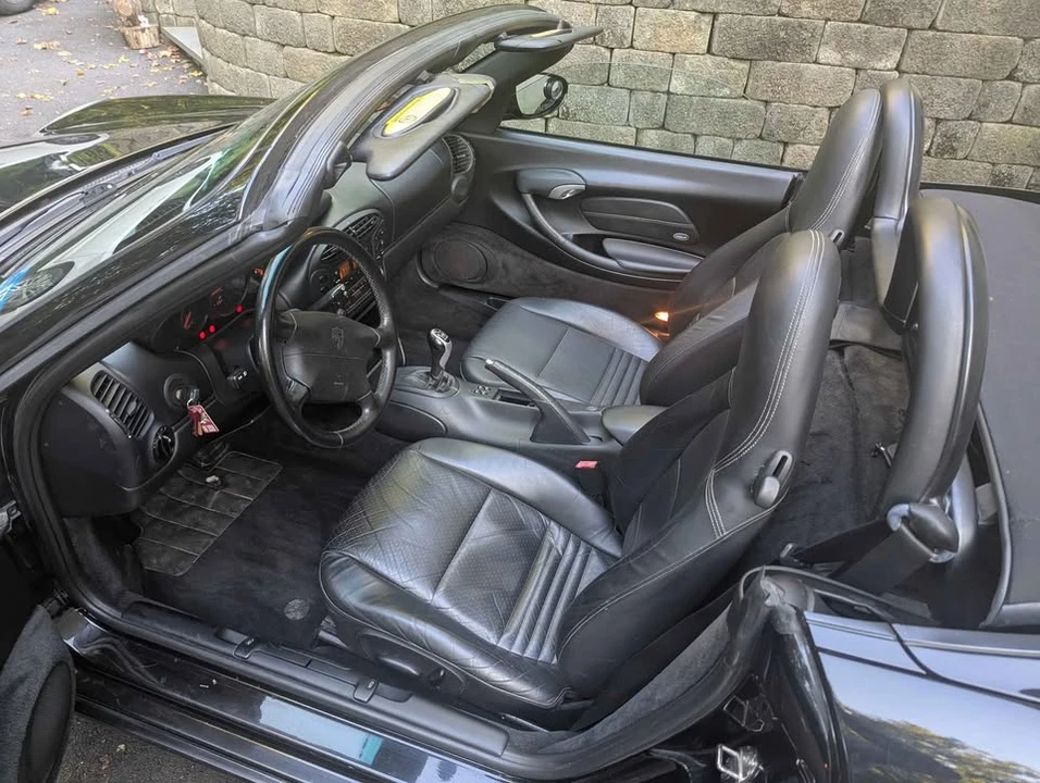 2000 Porsche 986 Boxster - Image 10 of 18