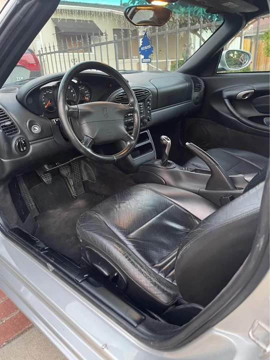 2000 Porsche 986 Boxster - Image 9 of 13
