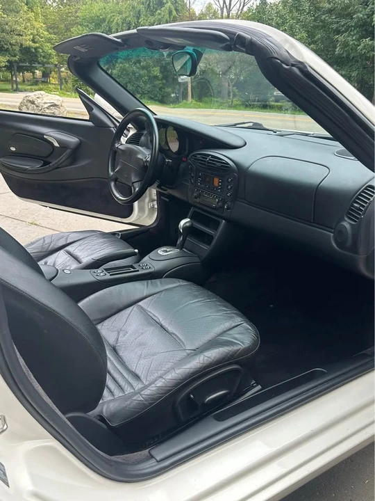 2000 Porsche 986 Boxster - Image 8 of 10
