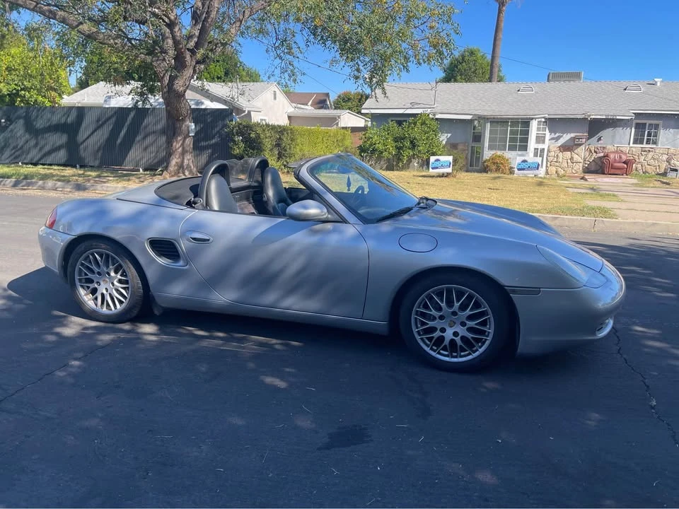 2000 Porsche 986 Boxster - Image 9 of 19