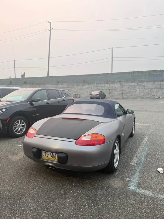 2000 Porsche 986 Boxster - Image 9 of 18