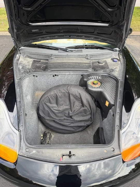 2000 Porsche 986 Boxster - Image 11 of 19