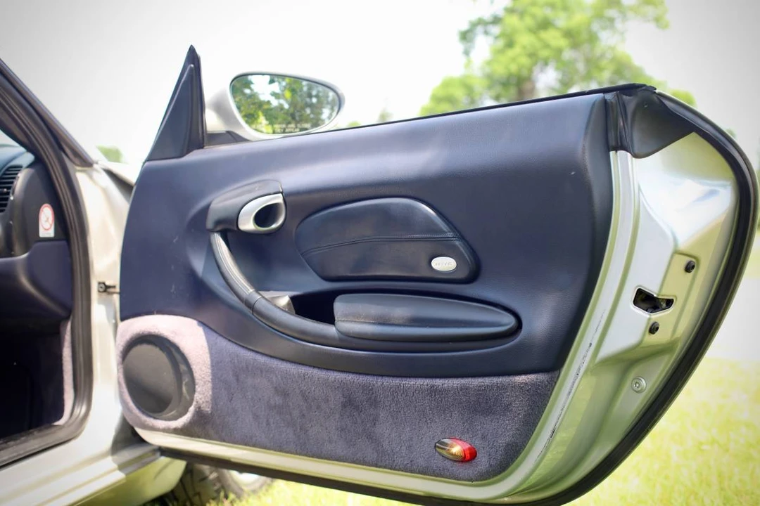 2000 Porsche 986 Boxster - Image 11 of 24