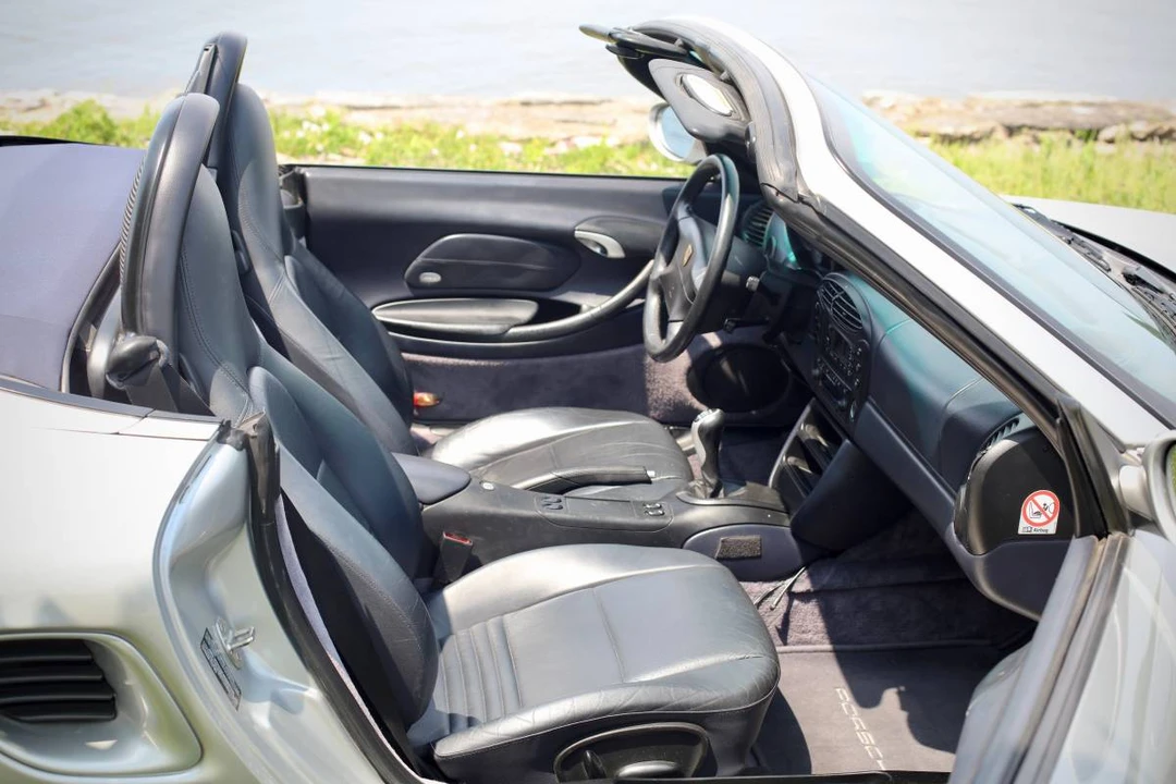 2000 Porsche 986 Boxster - Image 12 of 24