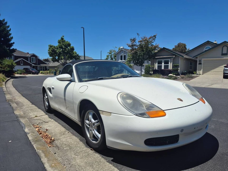 2000 Porsche 986 Boxster - Image 10 of 12