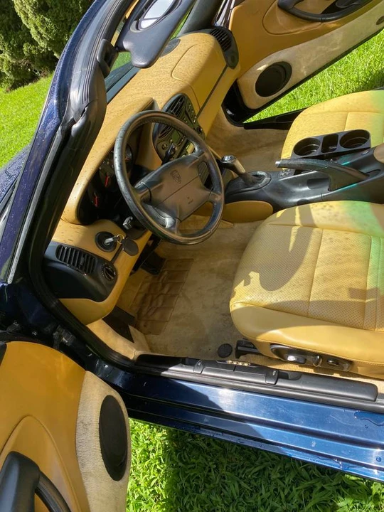 2000 Porsche 986 Boxster - Image 5 of 9