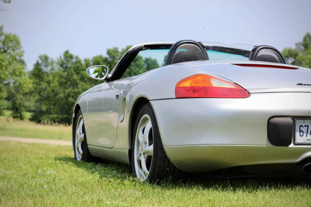 2000 Porsche 986 Boxster - Image 7 of 24