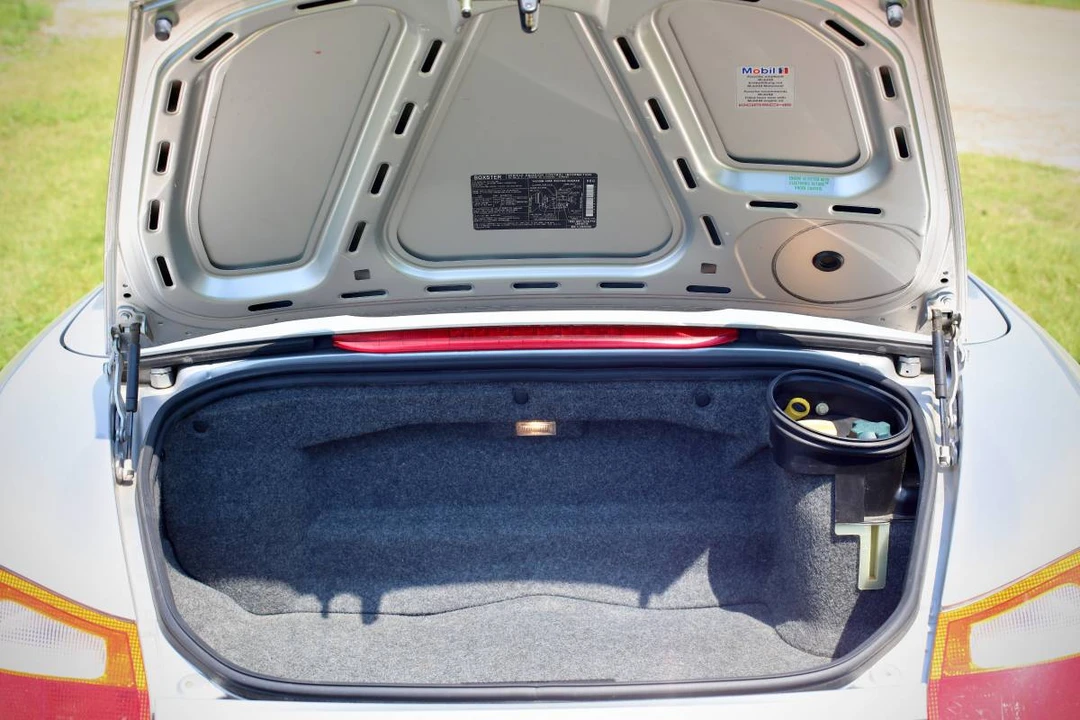 2000 Porsche 986 Boxster - Image 16 of 24