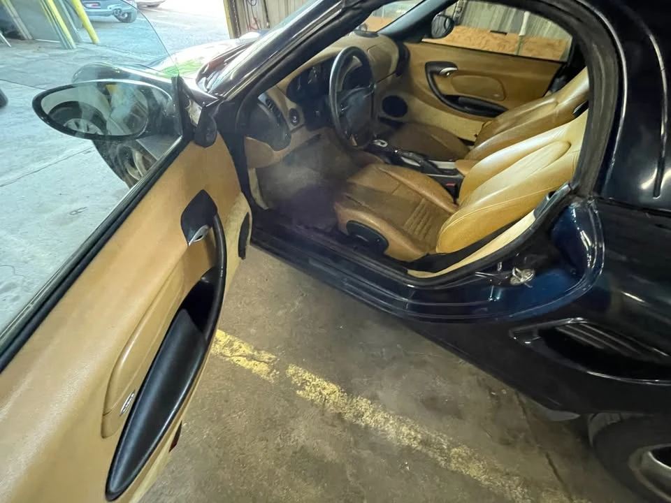 2000 Porsche 986 Boxster - Image 5 of 9