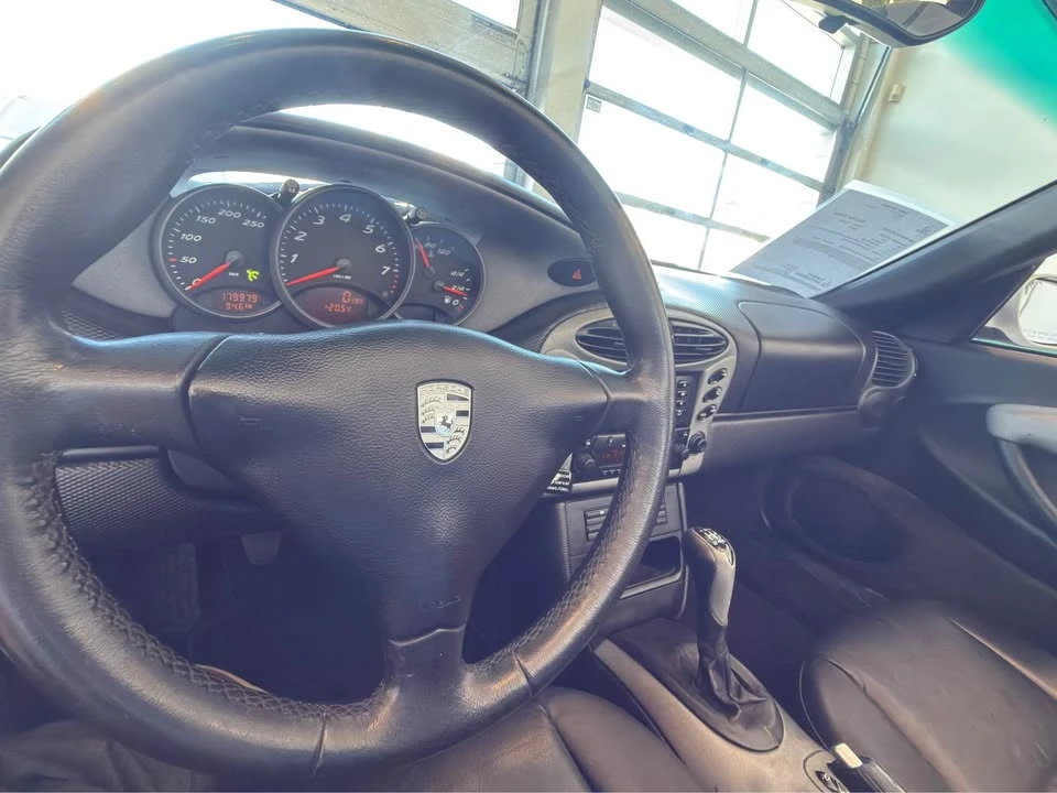 2000 Porsche 986 Boxster - Image 12 of 13