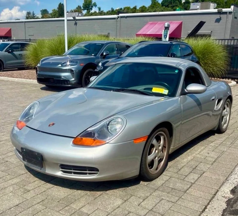 2000 Porsche 986 Boxster - Image 2 of 10
