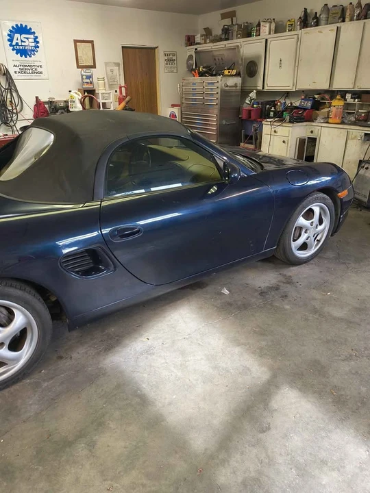 2000 Porsche 986 Boxster - Image 2 of 15
