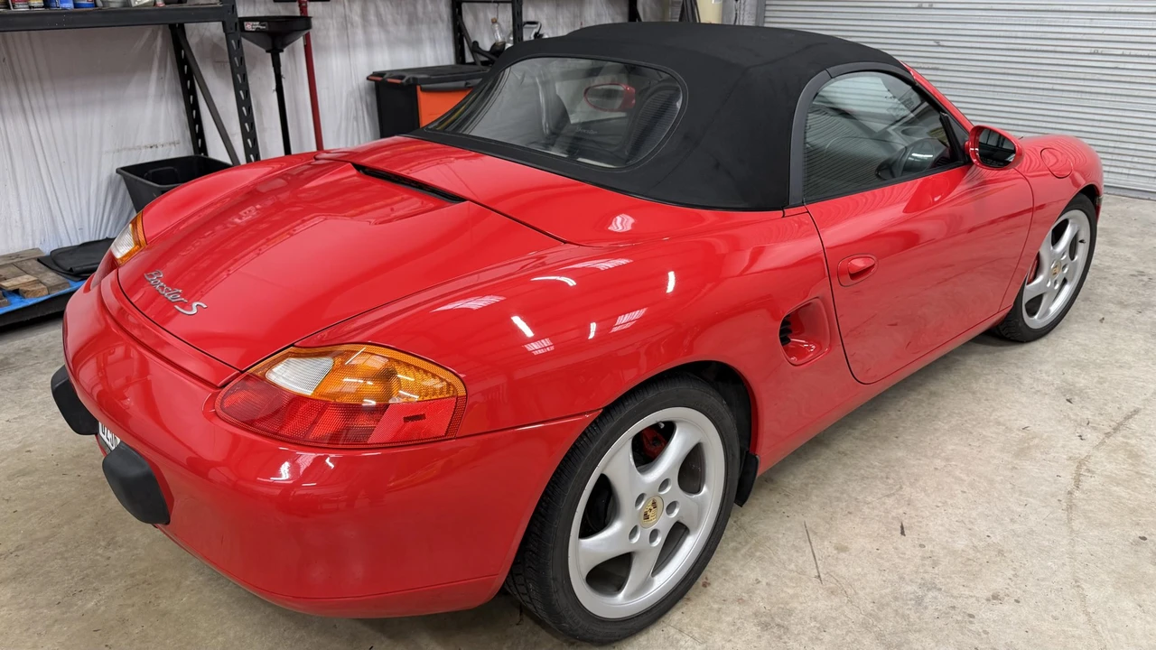 2000 Porsche 986 Boxster S - Image 13 of 31