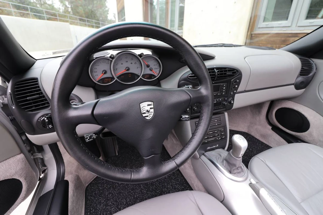 2000 Porsche 986 Boxster S - Image 10 of 23