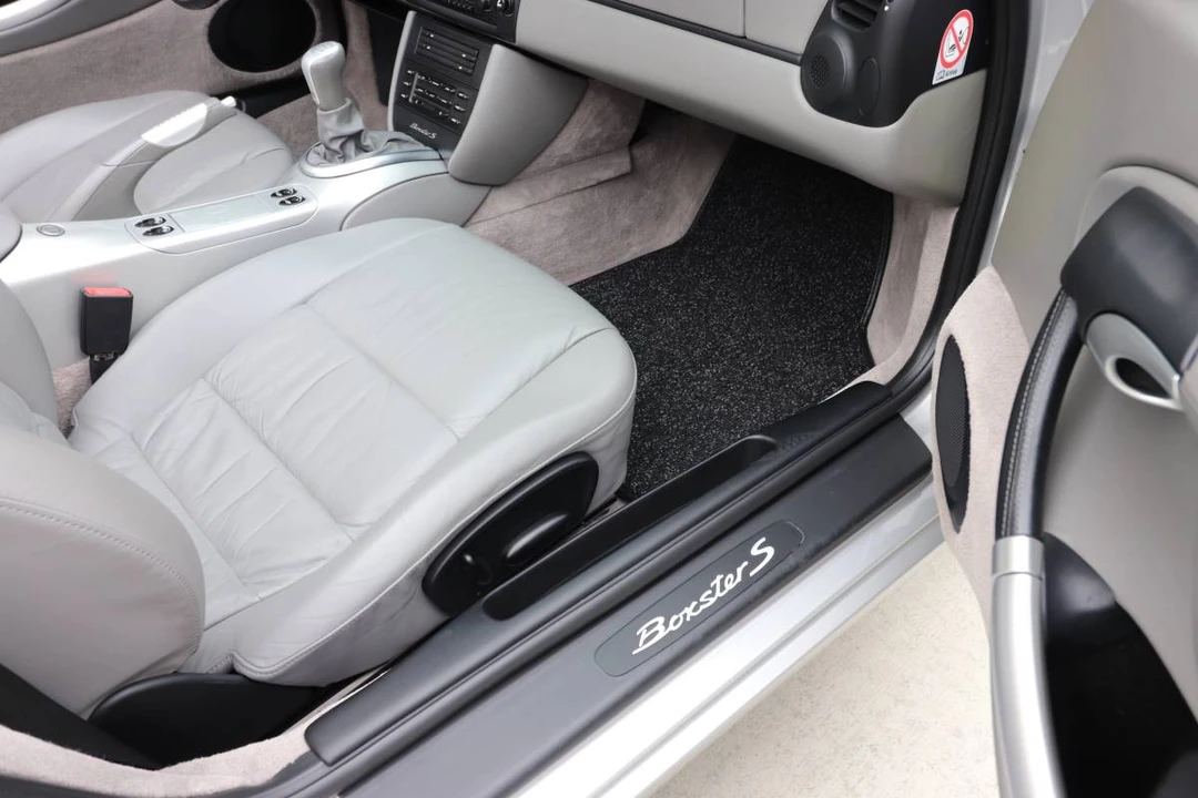 2000 Porsche 986 Boxster S - Image 17 of 23
