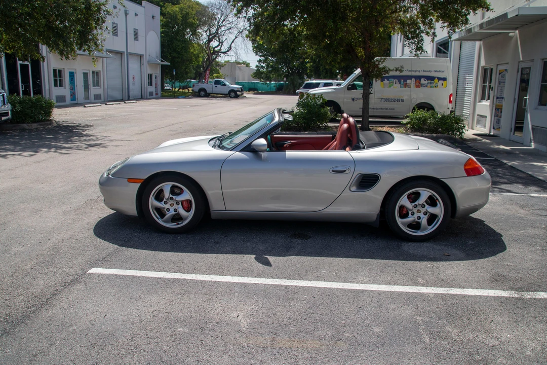2000 Porsche 986 Boxster S - Image 8 of 31