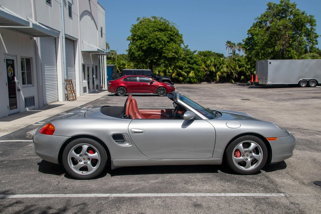 2000 Porsche 986 Boxster S - Image 15 of 31