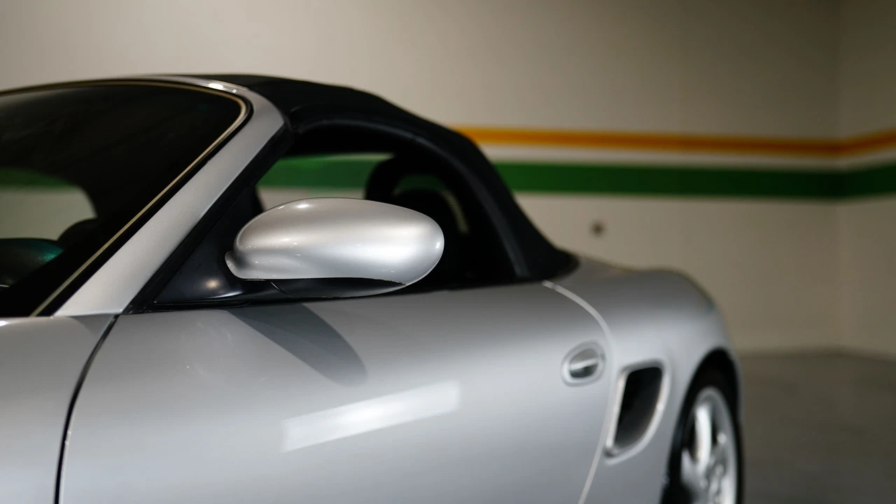 2000 Porsche 986 Boxster S - Image 14 of 31