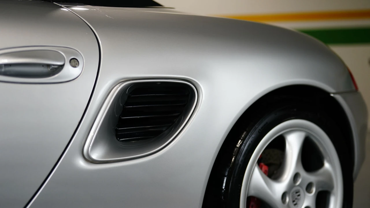 2000 Porsche 986 Boxster S - Image 16 of 31