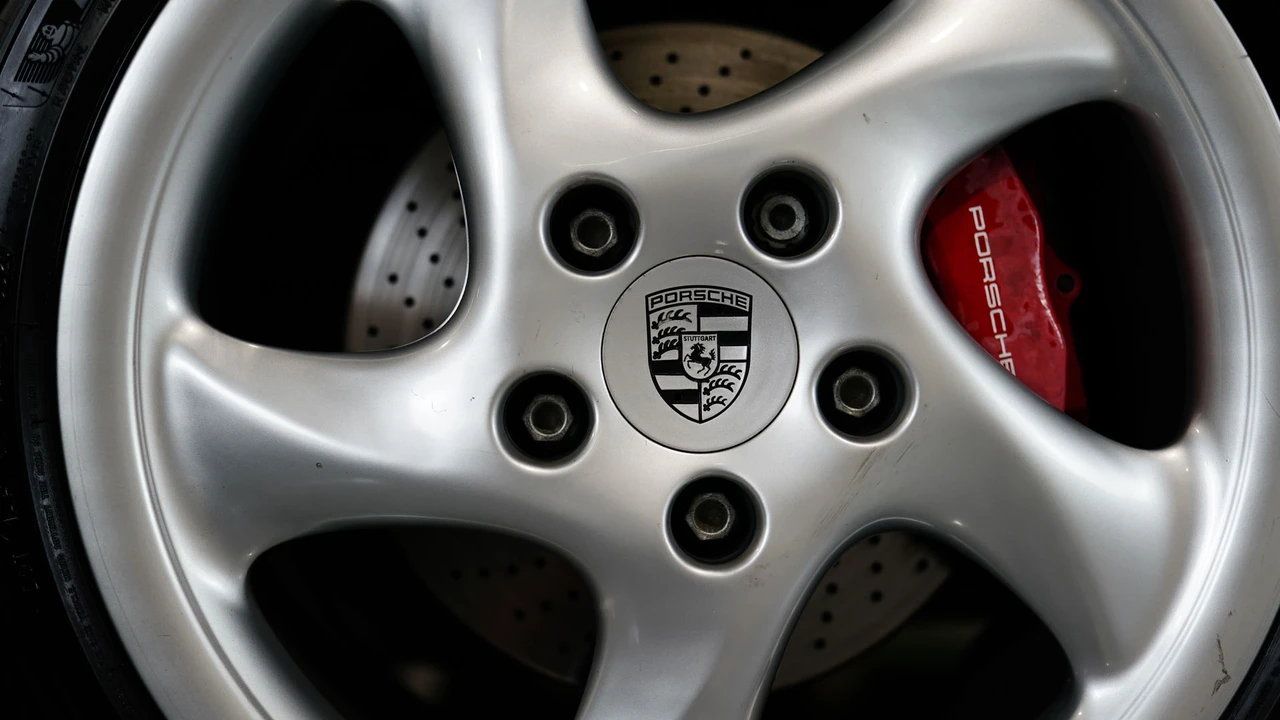 2000 Porsche 986 Boxster S - Image 17 of 31