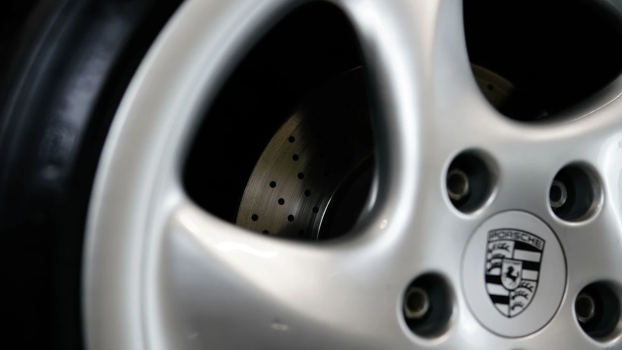 2000 Porsche 986 Boxster S - Image 18 of 31