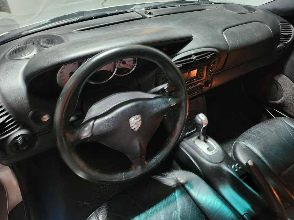 2000 Porsche 986 Boxster S - Image 14 of 24