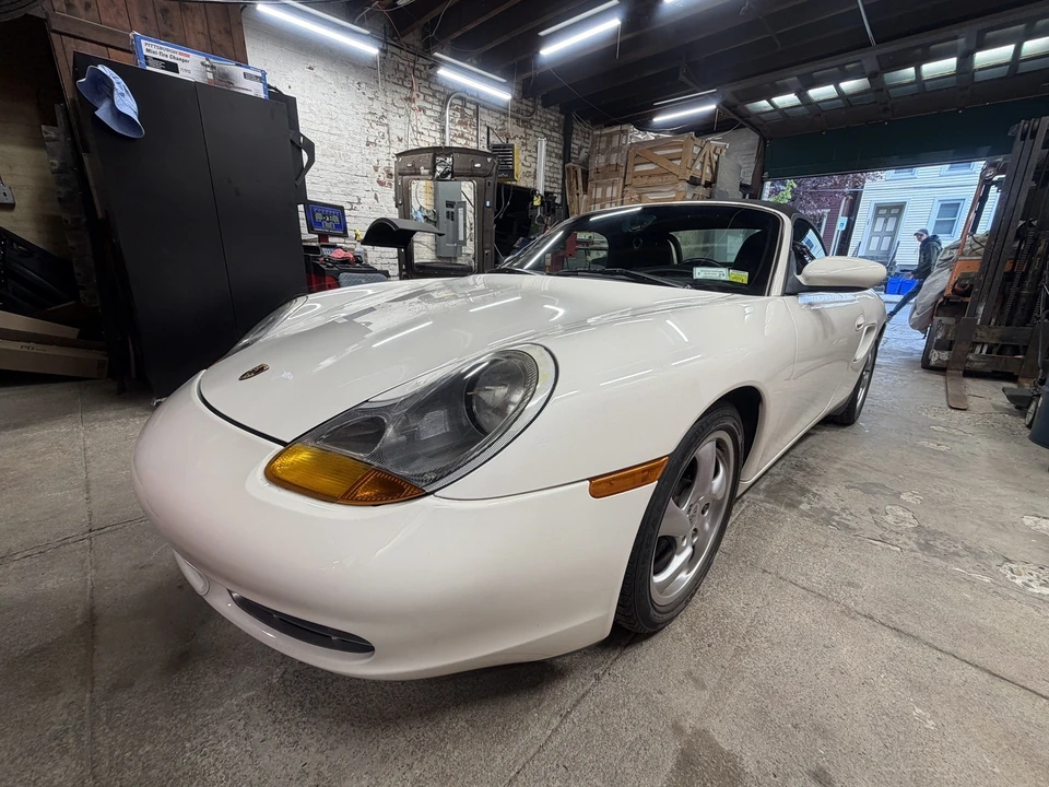 2000 Porsche 986 Boxster S - Image 8 of 31