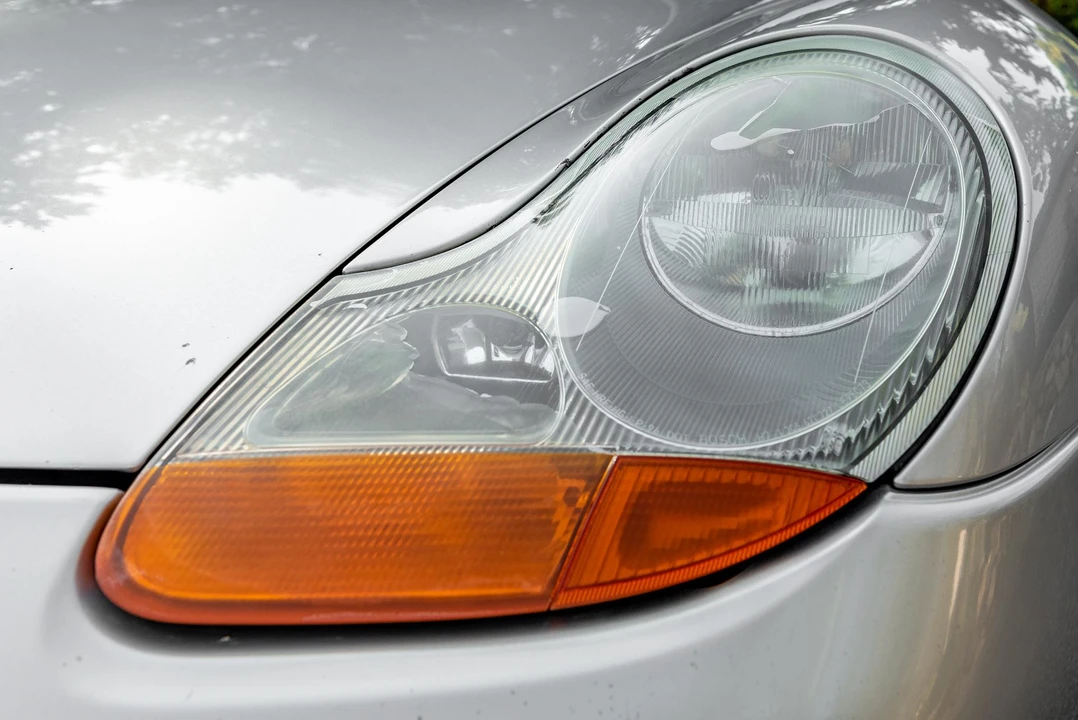 2000 Porsche 986 Boxster S - Image 25 of 31