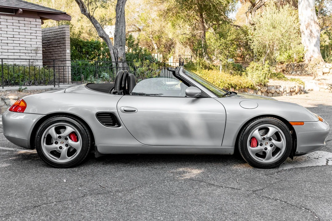 2000 Porsche 986 Boxster S - Image 17 of 31