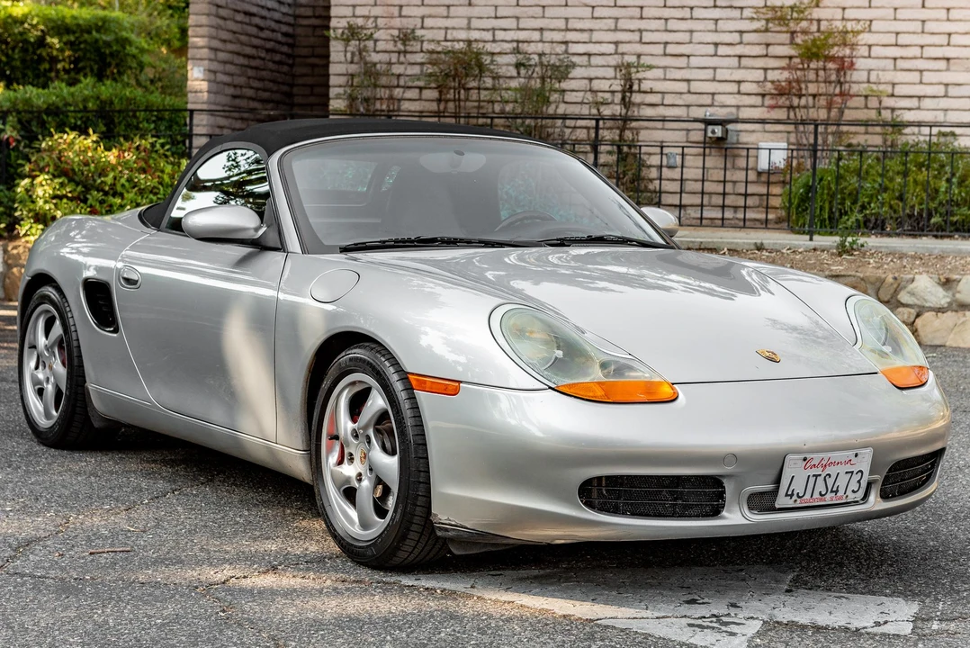 2000 Porsche 986 Boxster S - Image 19 of 31