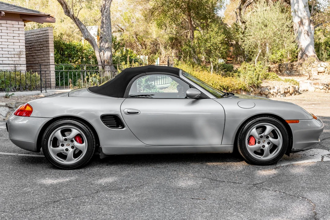 2000 Porsche 986 Boxster S - Image 16 of 31