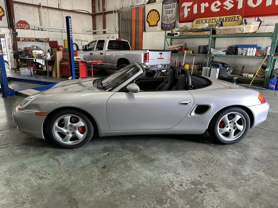 2000 Porsche 986 Boxster S - Image 27 of 31