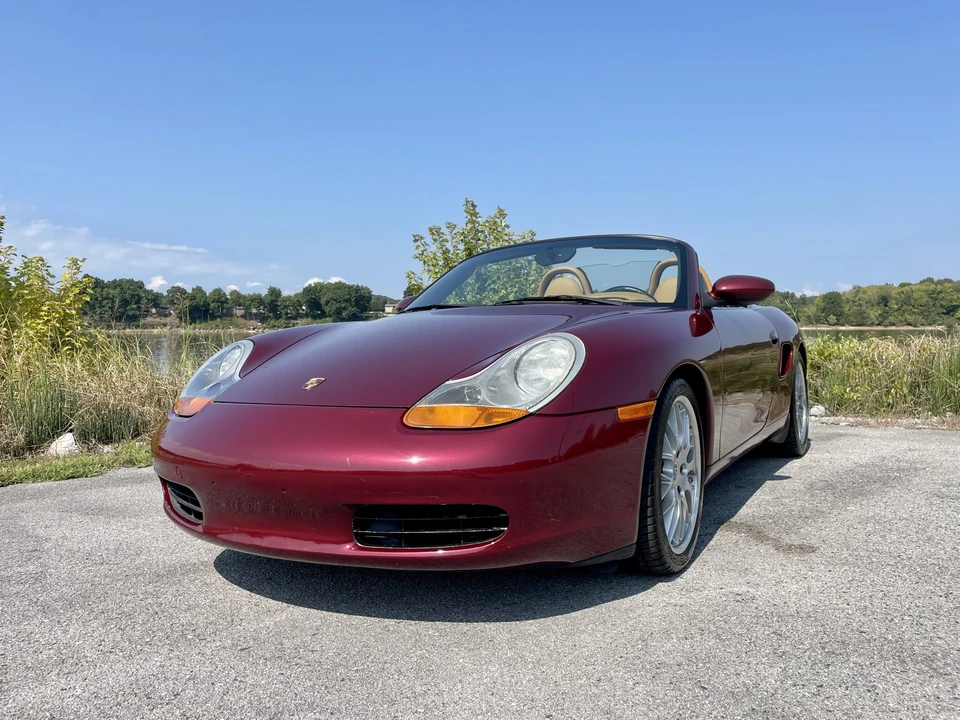 2000 Porsche 986 Boxster - Image 2 of 31