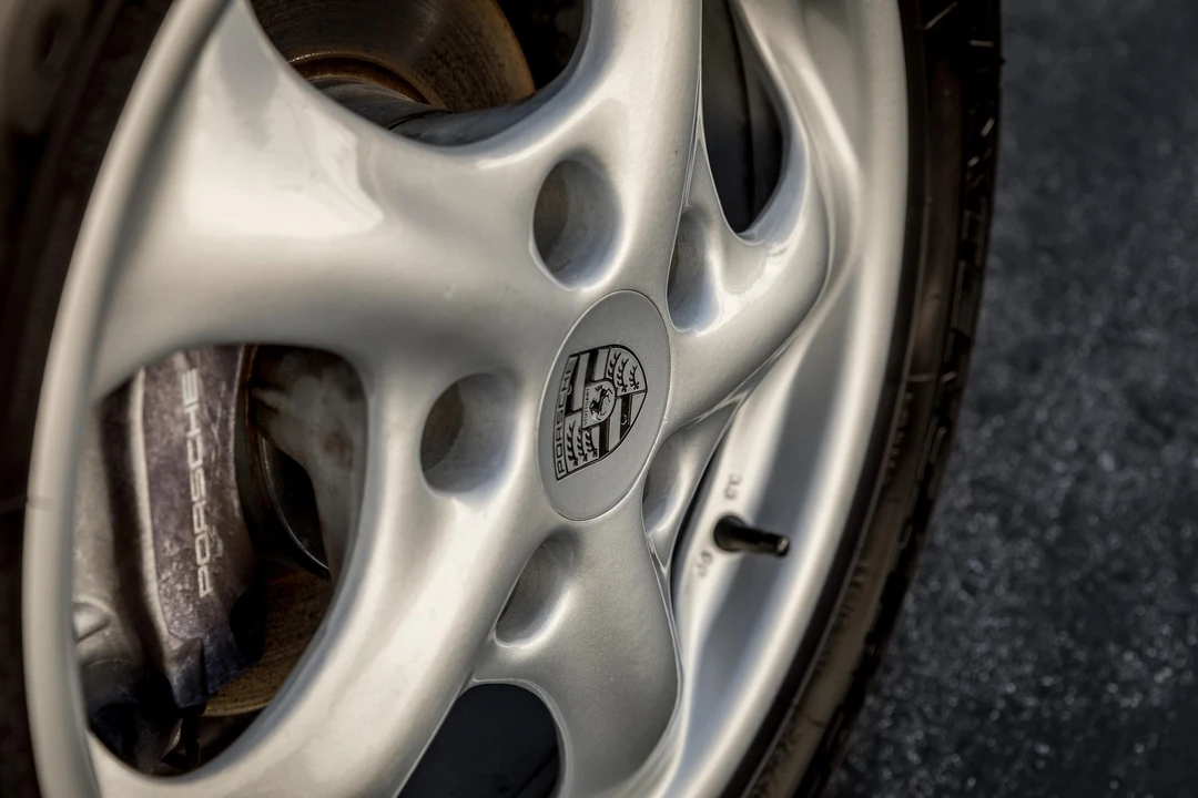 2000 Porsche 986 Boxster - Image 30 of 31