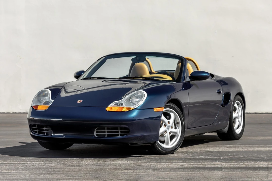 2000 Porsche 986 Boxster - Image 2 of 31