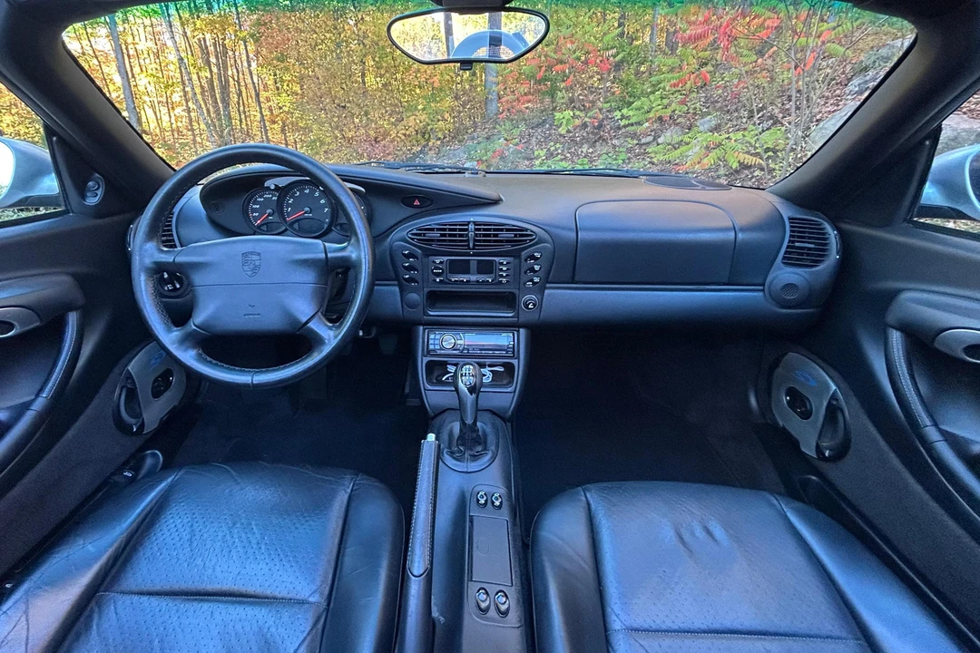 2000 Porsche 986 Boxster - Image 26 of 31